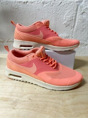 Nike Women's Air Max Thea Atomic Pink Running Sneakers Sz. 7 Lightweight EUC